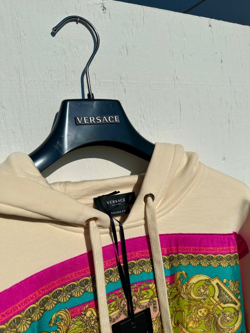 VERSACE Barocco Goddess Hoodie Beige Cotton/Silk Mens Size M - Picture 4 of 8